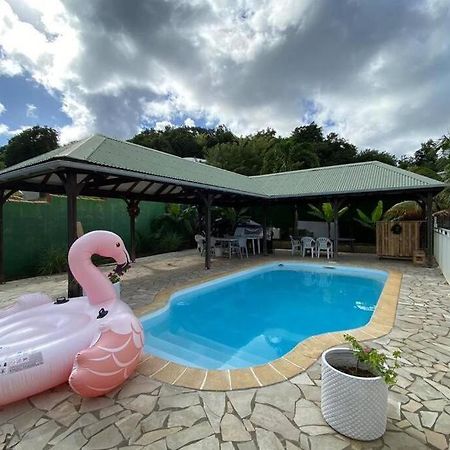 Charmant Appartement Avec Piscine Le Robert Buitenkant foto