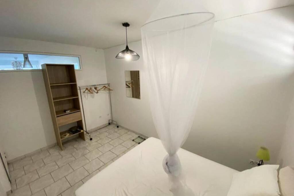 Charmant Appartement Avec Piscine Le Robert Buitenkant foto